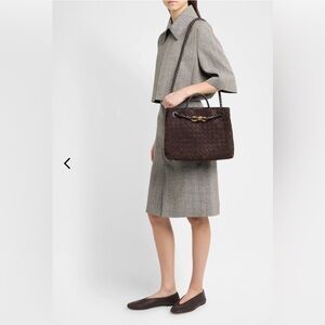 Bottega Veneta Andiamo Bag Intrecciato Nappa Medium Dark Brown Fondant $5900